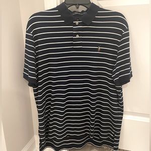 Men’s Polo Brand Shirt Size Large. Like New Condition.
